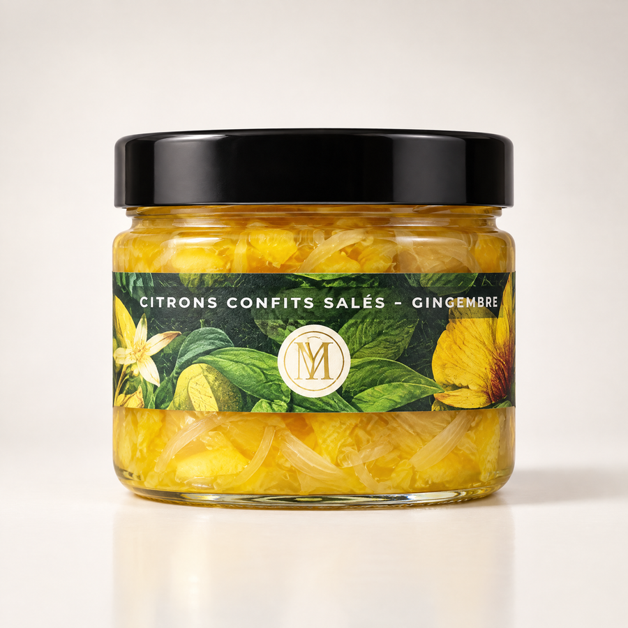 Pot en verre de citrons confits salés au gingembre, vu de face